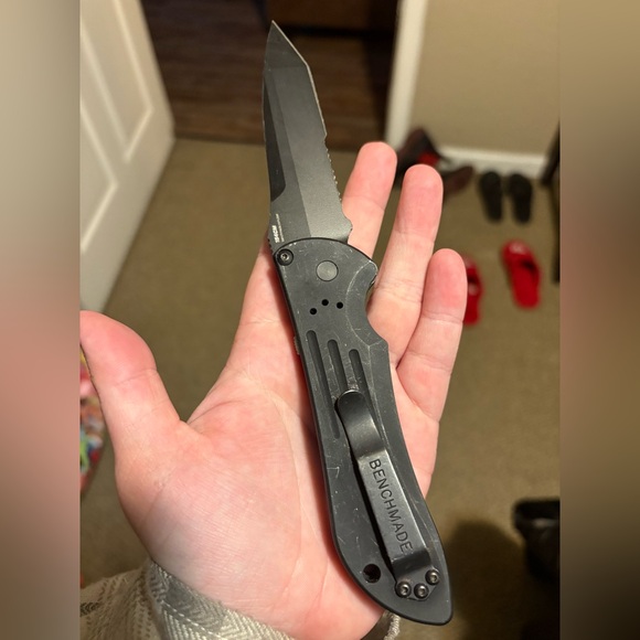 Benchmade Auto Stryker 154CM Tanto Partially Serrated Folding Knife - Used - Picture 2 of 7